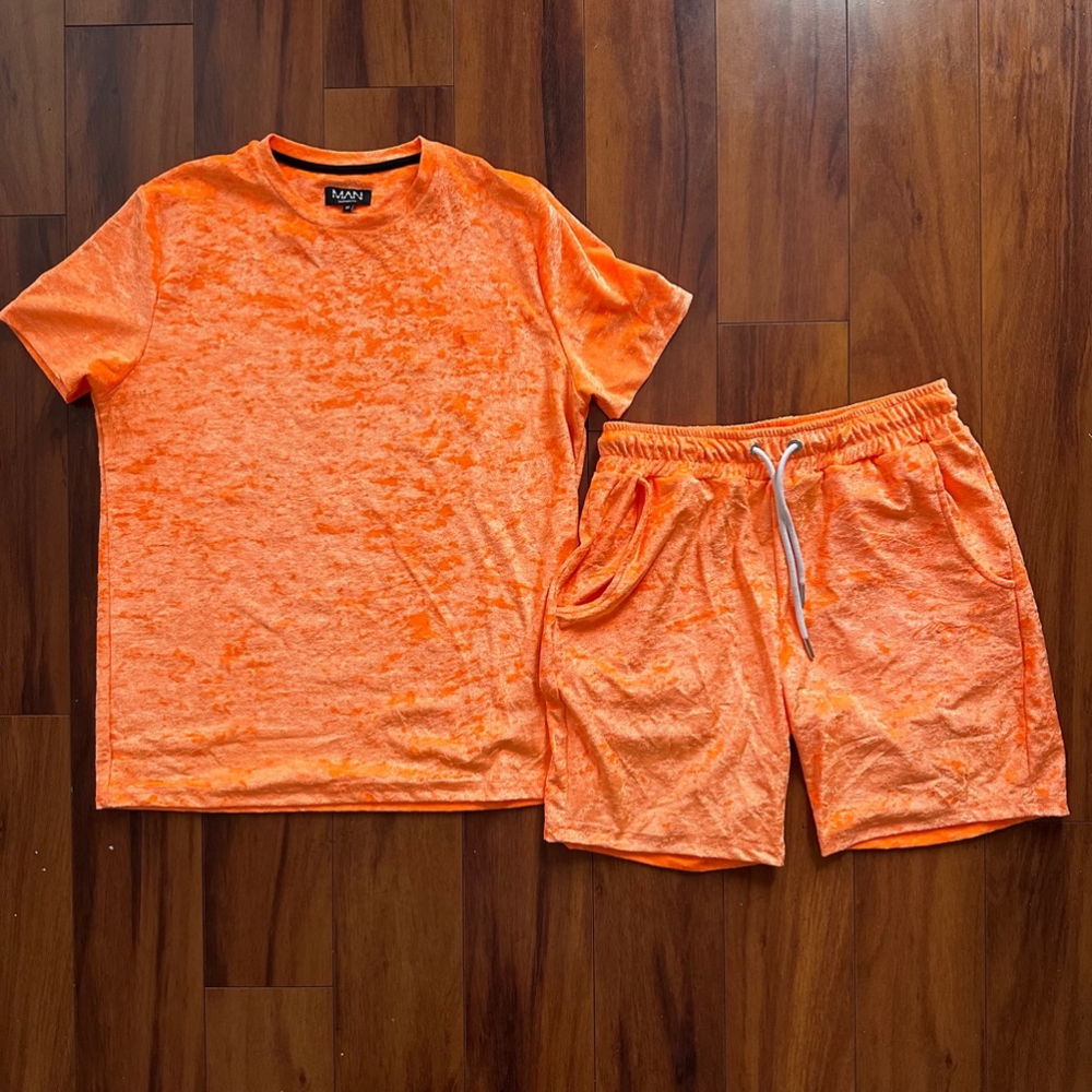 Men's boohooMAN Orange Short Set Size M